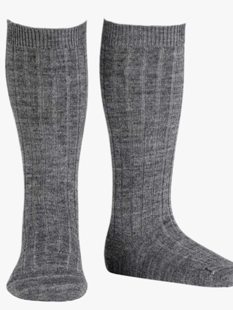 Calcetines altos grises de lana merina para bebé