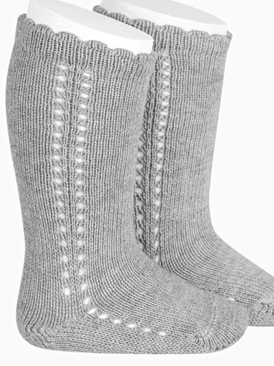 Chaussettes hautes bébé ajourées – Gris
