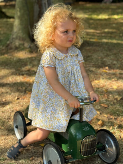 Robe fillette à fleurs – Jaune