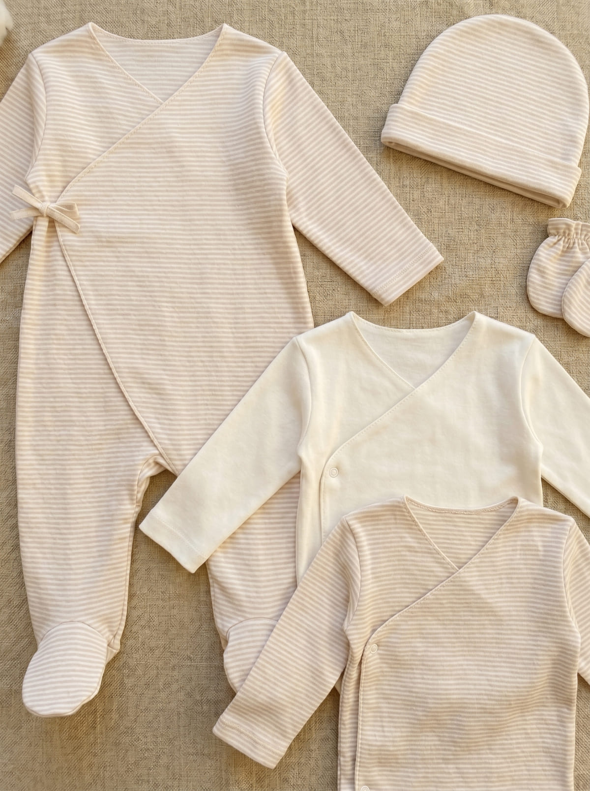 Tendre éveil newborn set – Striped organic set - Image 2