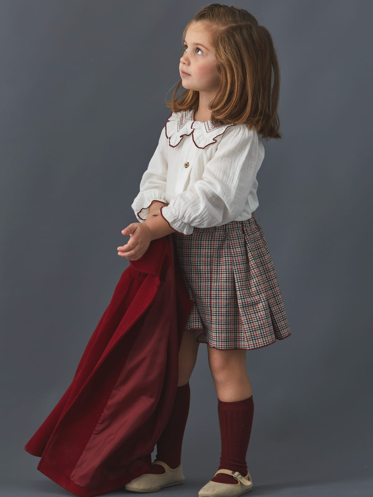 Ensemble fille blouse à col brodé et jupe écossaise - Bordeaux